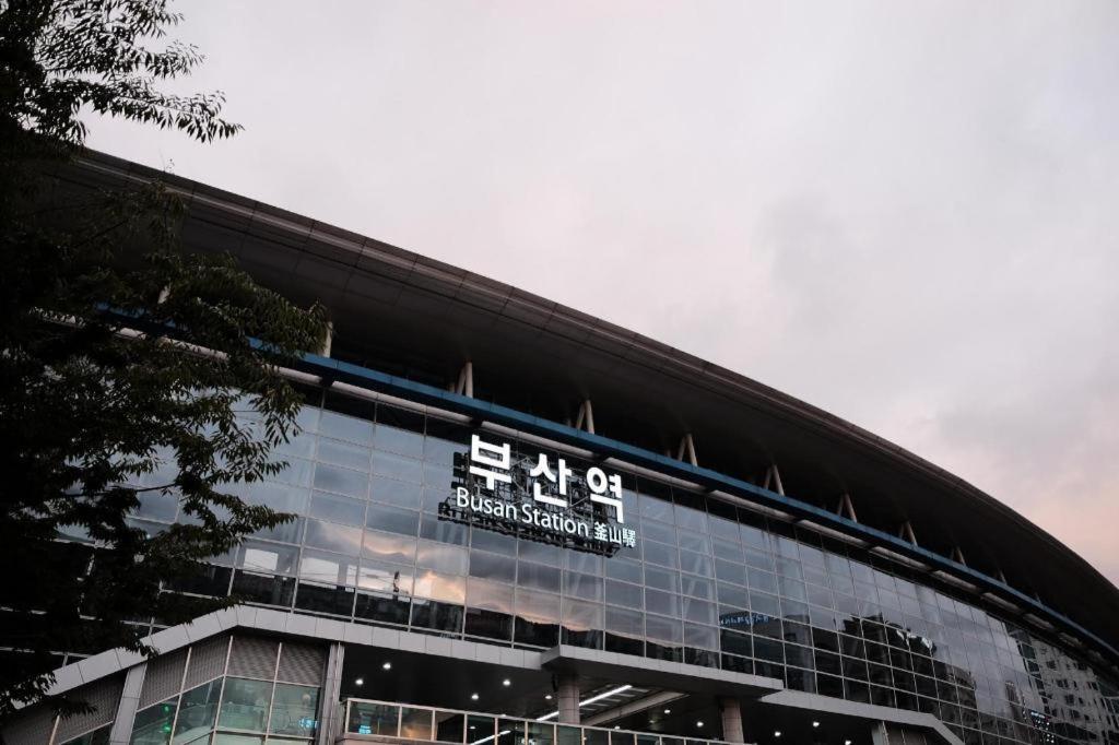 Hotel Elephant Busan Exterior photo